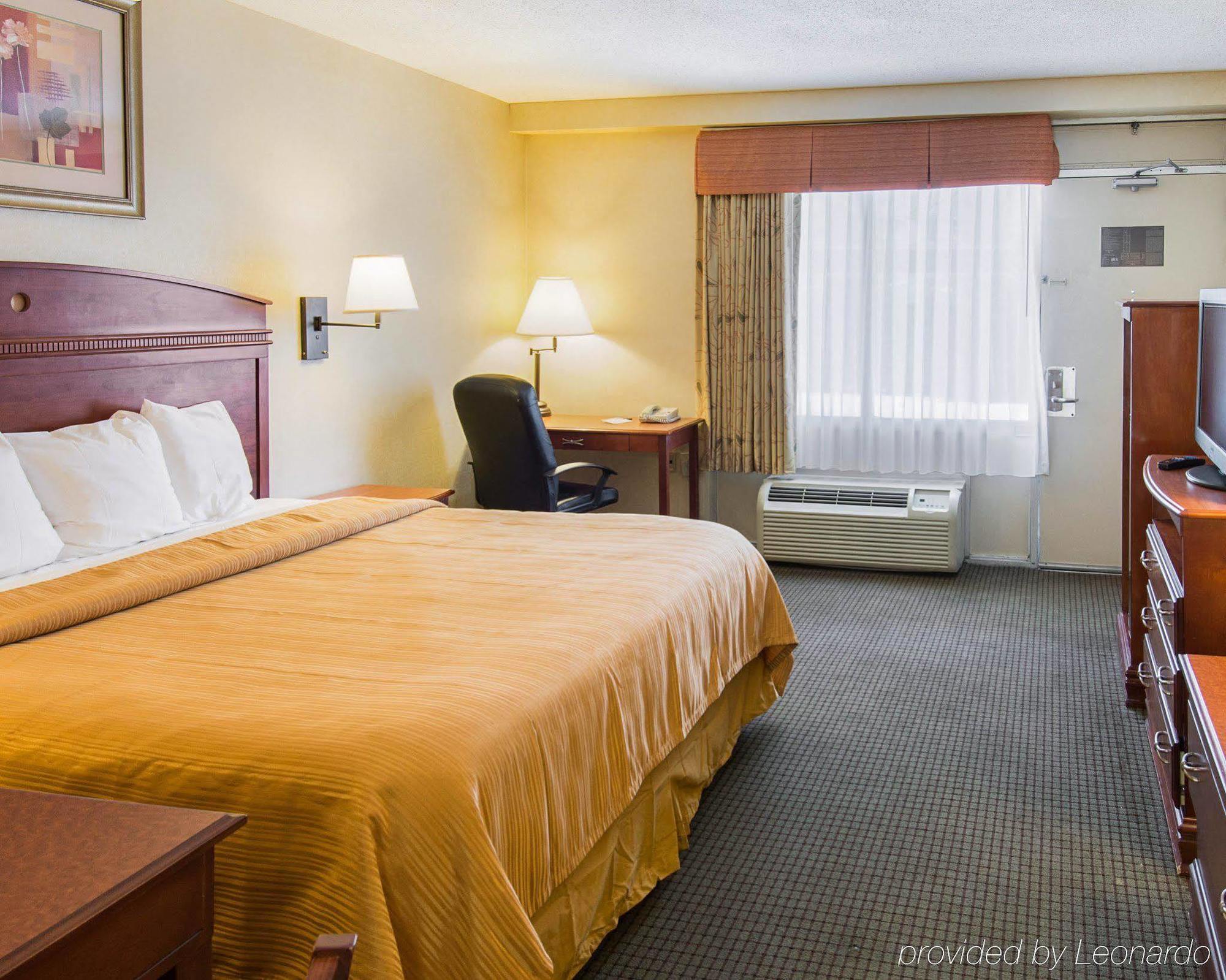 Quality Inn Takoma Park Zewnętrze zdjęcie